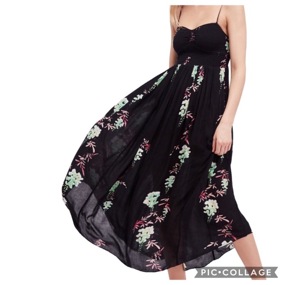 Free People Dresses & Skirts - Free People Beau Print Smocked Maxi Dress XS